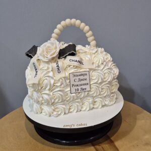 Tort ,,Chanel" Geantă