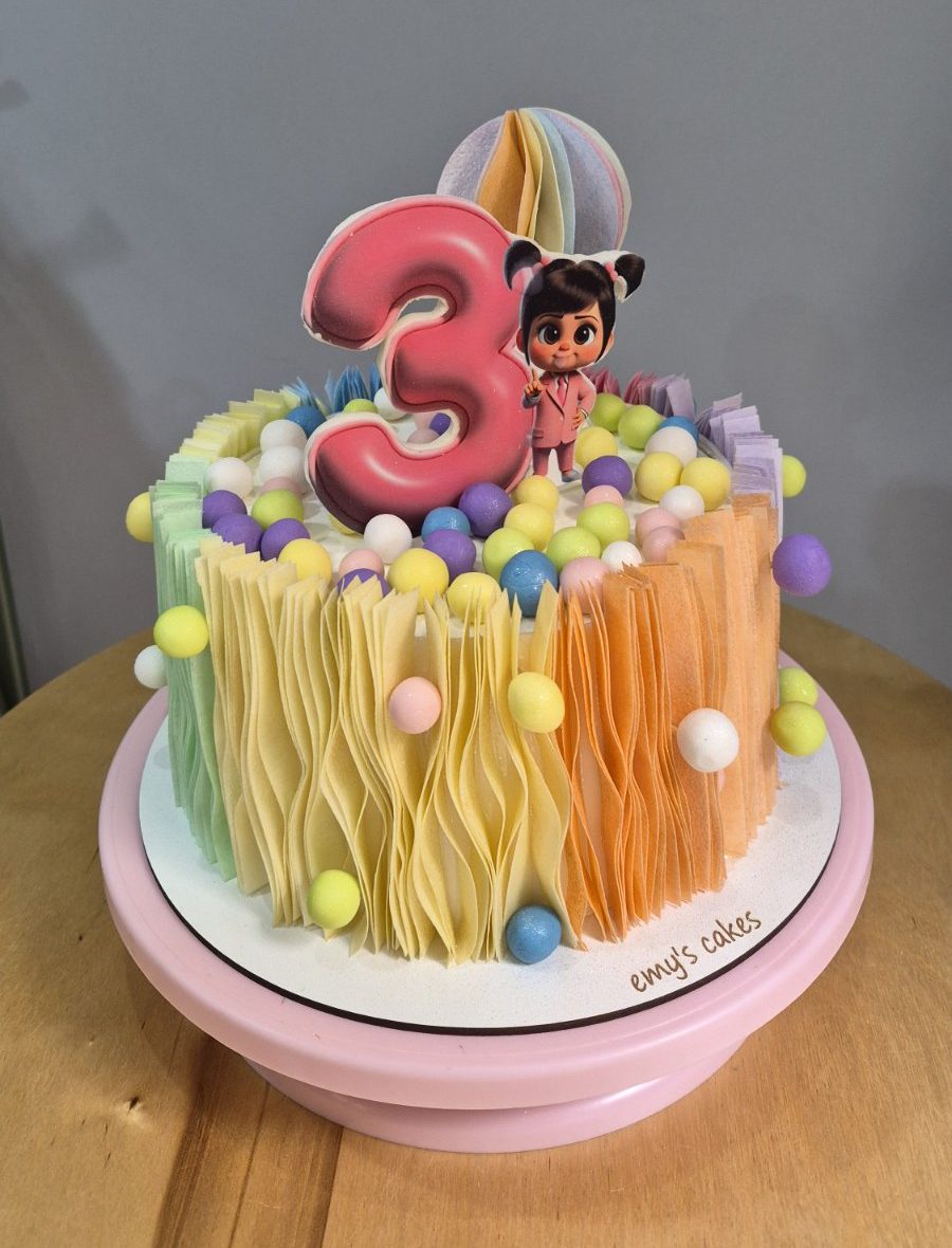 Bento tort pentru copii cu numărul 3, decorat cu margini în culori pastel și bile colorate, Emys Cakes